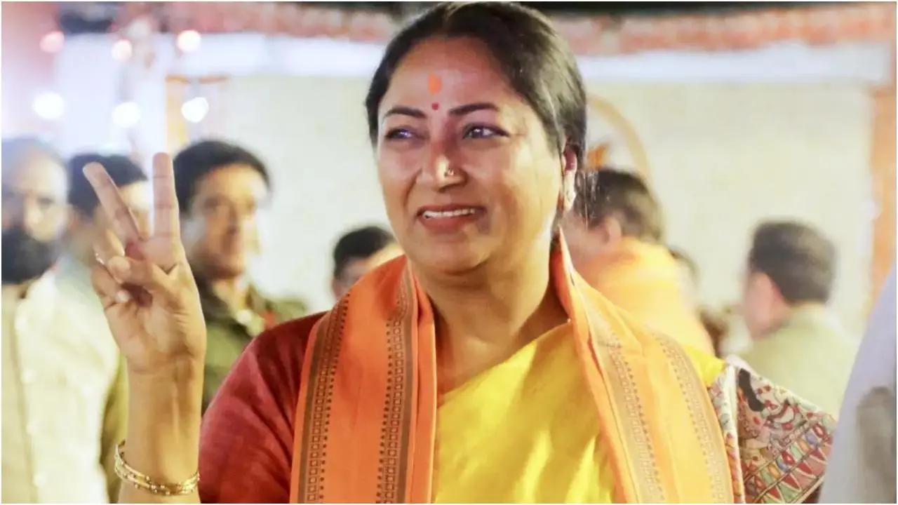 રામલીલા મેદાનમાં BJPનું શક્તિ પ્રદર્શન, રેખા ગુપ્તાએ દિલ્હીના CM પદના લીધા શપથ સાથે 6 મંત્રીઓ પણ શપથ લેશે;