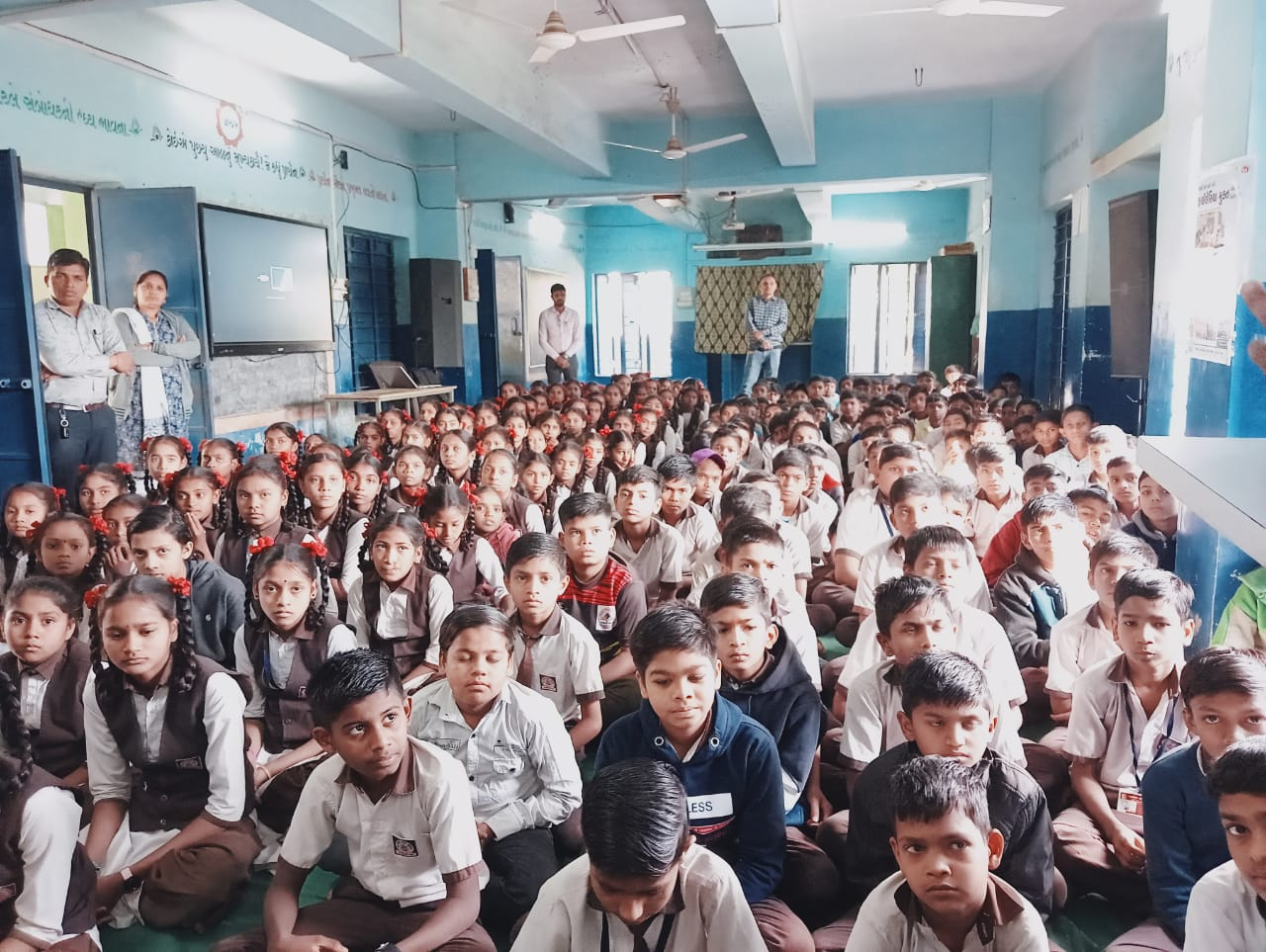 પી.એમ.શ્રી થવા બ્રાન્ચ પ્રાથમિક શાળામાં મીડિયા અવરનેશ કાર્યક્રમ યોજાયો